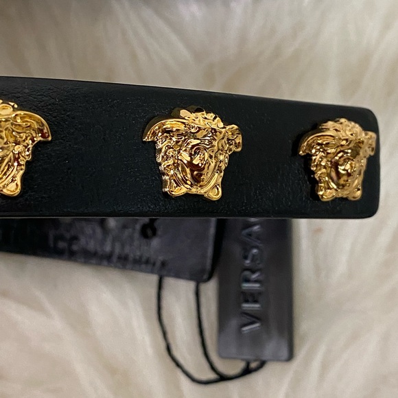 New💕VERSACE MEDUSA STUD LEATHER BRACELET 💕 - Picture 4 of 7
